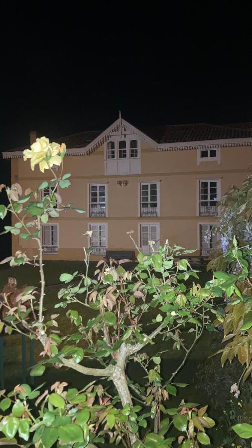 La Cochera de Somao, casona de tipología indiana Somado Exterior foto