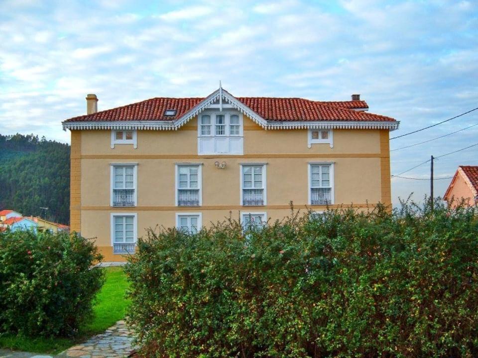 La Cochera de Somao, casona de tipología indiana Somado Exterior foto